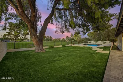 352 W Southern Hills Road, Phoenix, AZ 85023 - Photo 86
