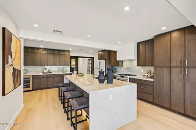 352 W Southern Hills Road, Phoenix, AZ 85023 - Photo 22
