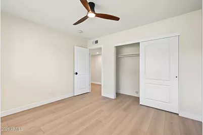 352 W Southern Hills Road, Phoenix, AZ 85023 - Photo 58