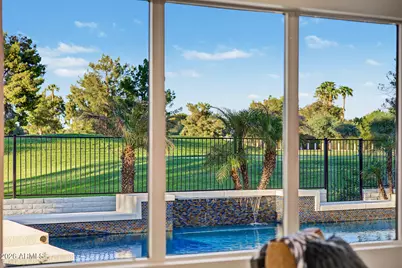 352 W Southern Hills Road, Phoenix, AZ 85023 - Photo 18