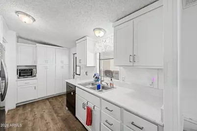 11000 N 91st Avenue #36, Peoria, AZ 85345 - Photo 10