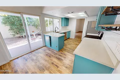 5134 W Purdue Avenue, Glendale, AZ 85302 - Photo 12