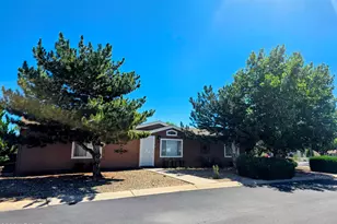 12100 E Obsidian Loop Rd, Dewey, AZ 86327 - Photo 2