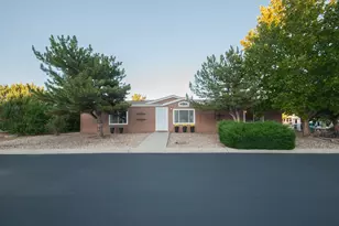12100 E Obsidian Loop Rd, Dewey, AZ 86327 - Photo 1