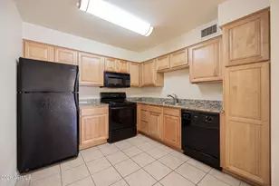 330 S Beck Ave, Tempe, AZ 85281 - Photo 8
