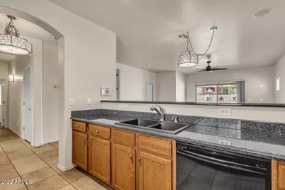 902 E Madeline Drive, Chandler, AZ 85225 - Photo 6