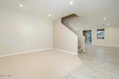 1910 E Patrick Lane, Phoenix, AZ 85024 - Photo 4