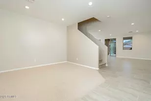 1910 E Patrick Ln, Phoenix, AZ 85024 - Photo 4