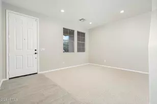 1910 E Patrick Ln, Phoenix, AZ 85024 - Photo 2