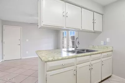 7118 W Cheryl Drive, Peoria, AZ 85345 - Photo 8