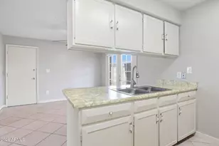 7118 W Cheryl Dr, Peoria, AZ 85345 - Photo 8