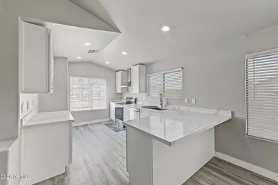 21831 N 33rd Drive, Phoenix, AZ 85027 - Photo 4