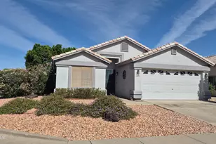 21831 N 33rd Dr, Phoenix, AZ 85027 - Photo 2