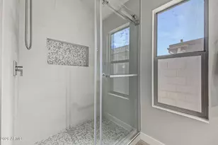 21831 N 33rd Dr, Phoenix, AZ 85027 - Photo 18