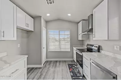 21831 N 33rd Drive, Phoenix, AZ 85027 - Photo 6