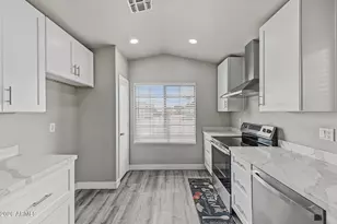 21831 N 33rd Dr, Phoenix, AZ 85027 - Photo 6