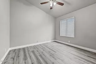 21831 N 33rd Dr, Phoenix, AZ 85027 - Photo 24