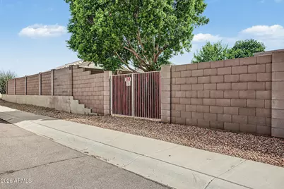 21831 N 33rd Drive, Phoenix, AZ 85027 - Photo 32