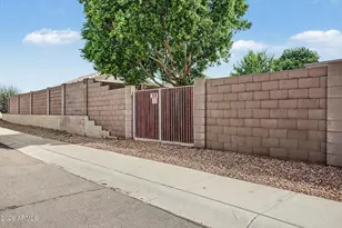 21831 N 33rd Dr, Phoenix, AZ 85027 - Photo 32