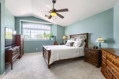 233 W Grovers Avenue, Phoenix, AZ 85023 - Photo 14