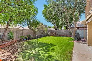 233 W Grovers Ave, Phoenix, AZ 85023 - Photo 26