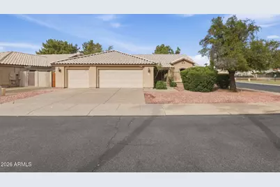 724 N Ash Drive, Chandler, AZ 85224 - Photo 1