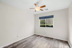 724 N Ash Dr, Chandler, AZ 85224 - Photo 32
