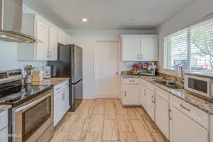 7530 W Roma Ave, Phoenix, AZ 85033 - Photo 12