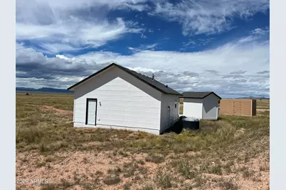 3434 W Malapai Road, Paulden, AZ 86334 - Photo 8
