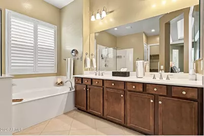 16076 W Wilshire Drive, Goodyear, AZ 85395 - Photo 32