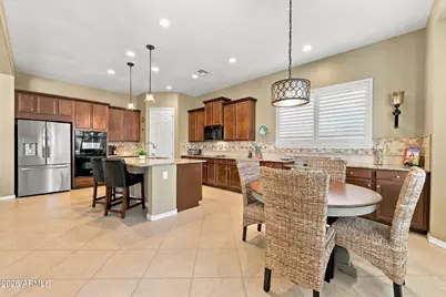 16076 W Wilshire Drive, Goodyear, AZ 85395 - Photo 18