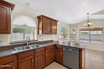 7427 W Topeka Drive, Glendale, AZ 85308 - Photo 2