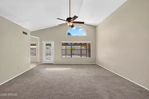 7427 W Topeka Dr, Glendale, AZ 85308 - Photo 8