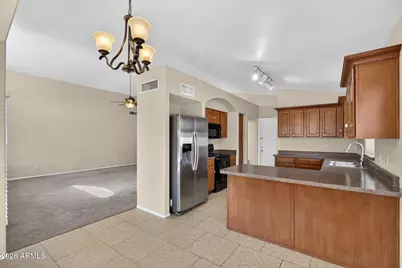 7427 W Topeka Drive, Glendale, AZ 85308 - Photo 4