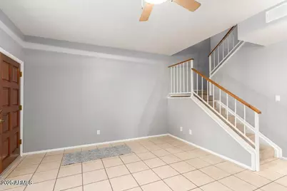 1017 E Maryland Avenue #Unit 110, Phoenix, AZ 85014 - Photo 4
