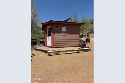 32050 S Lisa Drive, Black Canyon City, AZ 85324 - Photo 12