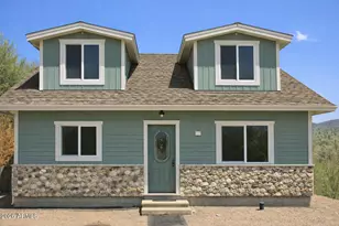 32050 S Lisa Dr, Black Canyon City, AZ 85324 - Photo 2