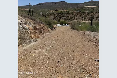 32050 S Lisa Drive, Black Canyon City, AZ 85324 - Photo 6