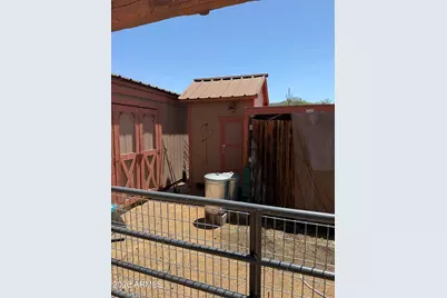 32050 S Lisa Drive, Black Canyon City, AZ 85324 - Photo 18