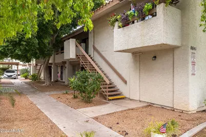 8841 N 8th Street #206, Phoenix, AZ 85020 - Photo 2