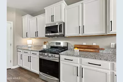 587 W Danish Red Trail, San Tan Valley, AZ 85143 - Photo 2