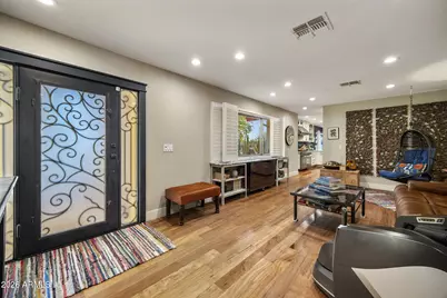 5914 E Wilshire Drive, Scottsdale, AZ 85257 - Photo 4