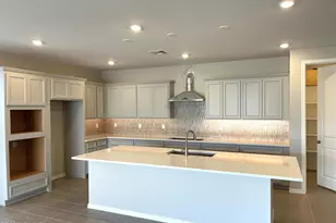 9992 W Catalina Dr, Avondale, AZ 85392 - Photo 4