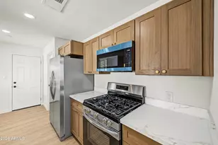 1717 W Pima St, Phoenix, AZ 85007 - Photo 14