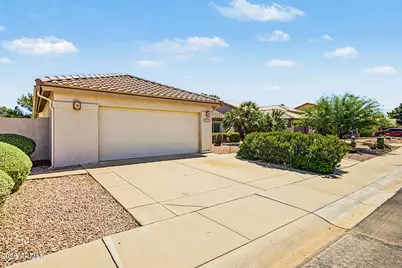 5843 S Amberwood Drive, Sun Lakes, AZ 85248 - Photo 2