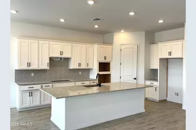 10027 W Verde Lane, Avondale, AZ 85392 - Photo 4