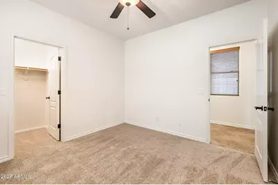 685 E Hummingbird Way, Gilbert, AZ 85297 - Photo 28
