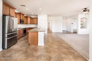 685 E Hummingbird Way, Gilbert, AZ 85297 - Photo 18