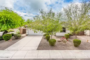 685 E Hummingbird Way, Gilbert, AZ 85297 - Photo 8