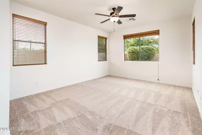 685 E Hummingbird Way, Gilbert, AZ 85297 - Photo 20